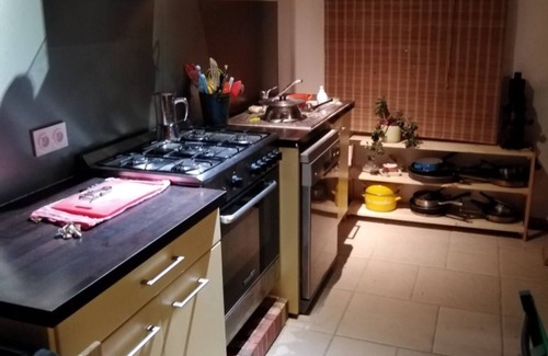 Domino House | Maison de Village