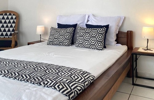 Antananarivo Avaradrano Bed & Breakfast | Maison D'hôtes Confort et Commodités à 10mn a Pied de L'hyper Centre