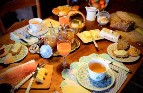 Mittainville Bed & Breakfast | Maison d'Hotes à l'Ombre Bleue