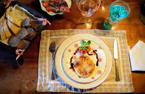 Mittainville Bed & Breakfast | Maison d'Hotes à l'Ombre Bleue