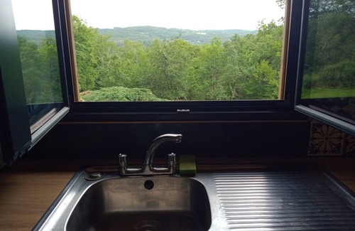 Saint-Leon-sur-Vezere House | Maison Dans la Nature et Avec Jolie vue