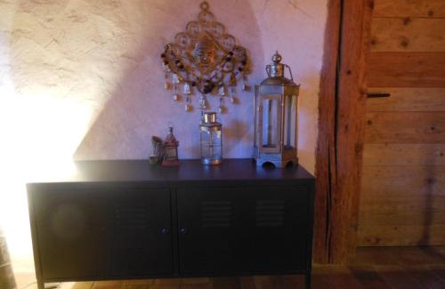 Villeseque-des-Corbieres House | maison dans jardin