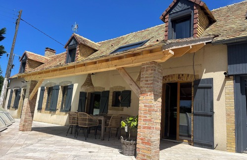 Saint-Celerin House | Maison de Campagne Piscine Privée au Calme