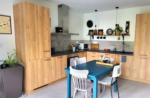 Tredrez-Locquemeau House | Maison de Charme en Bois à 300 m de la mer