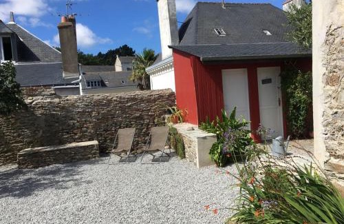 Le Palais House | Maison de charme au cœur du Palais avec jardin, proche commerces et plage - FR-1-418-77
