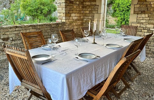 Pliboux Villa | Maison de Charme au Calme de la Campagne Avec spa