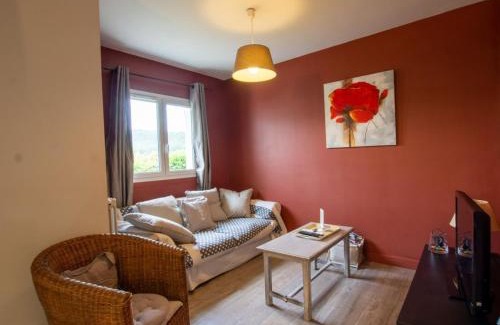 Trelissac House | Maison de Charme avec Wifi et Parking à Trélissac - FR-1-616-74