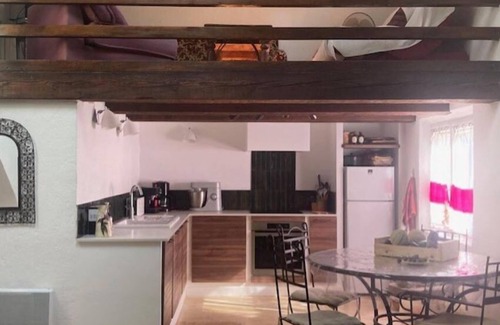 Saint-Andiol House | Maison de Charme en Provence, Dans un Cadre Verdoyant, Entre Alpilles et Lubéron