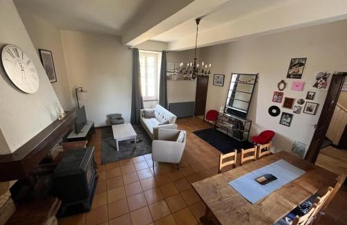 Ossun Villa | maison de style