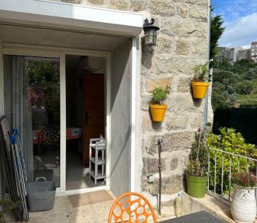 Sainte-Lucie-de-Tallano Apartment | Maison de Vacances - Casa Mezanaccia avec Terrasse fleurie meublé tourisme 3 étoiles