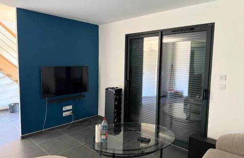 Elbeuf-sur-Andelle House | Maison de vacances avec 3 chambres à Elbeuf-sur-Andelle