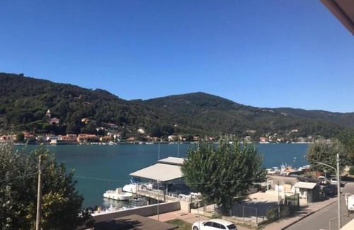 Fiumaretta Hotel | Maison Del Magra