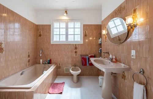 La Mayolle House | Maison des Artistes - Centre Ville