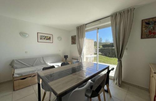 Salavas House | Maison Duplex avec Terrasse, 2 Chambres, Piscines et Parking - FR-1-382-19