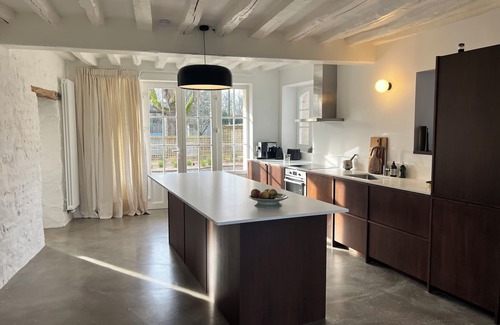 Recloses House | Maison en Lisière de la Forêt de Fontainebleau Dans un Village de Charme