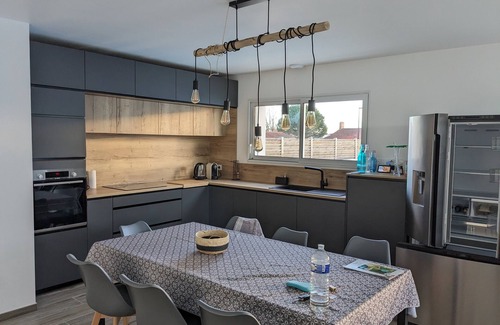Saint-Jean-de-Monts House | Maison en Vendée Avec Piscine Chauffée, Proches des Commerces et des Plages