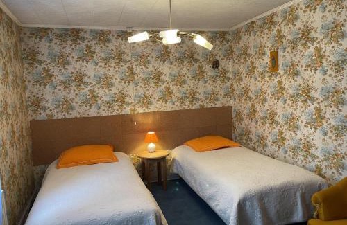 Arfeuilles House | Maison familiale à Arfeuilles, animaux acceptés, draps fournis - FR-1-489-277