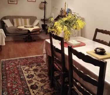 Voutezac House | Maison familiale coteaux de la Vézère