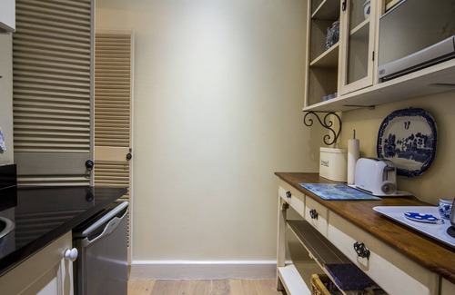 Umhlanga Bed & Breakfast | Maison - H Guest House