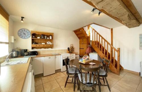 L'Epinay-le-Comte House | Maison indépendante en Normandie avec Spa gonflable, Wifi, et jardin clos - FR-1-497-101