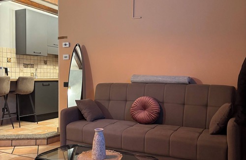 Legnano Apartment | Maison Iris