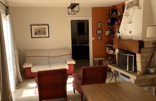 La Fagette House | Maison Lancosme", Périgourdine, enclosed parking on private grounds.