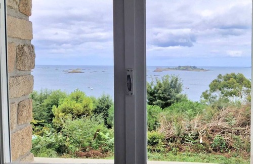 Ploubazlanec House | Maison Le Panorama Tadou Coz - 100% vue mer à 5-10 min des Plages