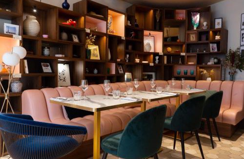 Quartier de Rochechouart Hotel | Maison Mère