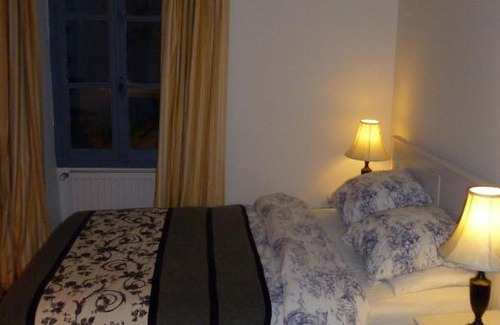 Droux Bed & Breakfast | Maison Marie