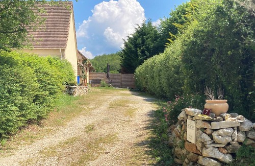 Gignac House | Maison Montagnac – Haven of Peace with Enclosed Garden in the Heart of the Lot