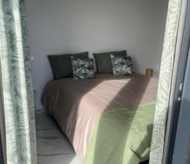 Montvert-les Bas Villa | Maison neuve, agréable avec vue mer et montagne