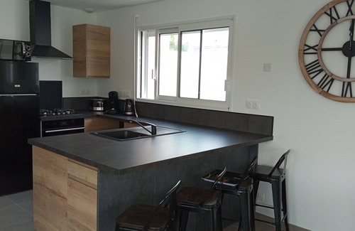 Pleherel-Plage-Vieux-Bourg House | Maison Neuve de 2023, Plain Pied, 2 Chambres, à 10 Minutes à Pied de la Plage