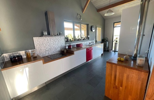Blaziert House | Maison Passive au Calme-sublime Vue Panoramique et Piscine Privée