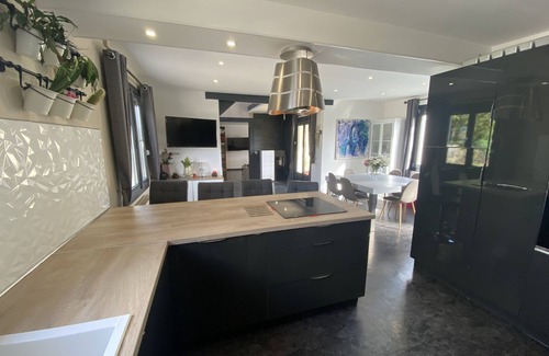 Cepoy House | Maison Pour 8 Adultes et Maximum 6 Enfants Avec Piscine Chauffée, spa et Sauna