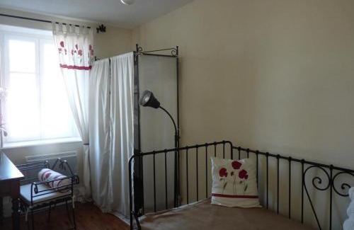 Ferrieres-sur-Sichon House | Maison rénovée avec patio et animaux acceptés à Ferrières-sur-Sichon, près de Vichy - FR-1-489-191