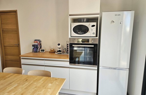 Narbonne-Plage House | Maison Rénovée Avec Jardin, Cœur de Station, 100 m de la Plage