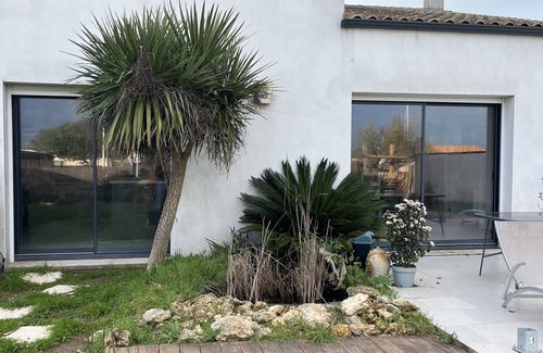 Marennes House | Maison Spacieuse Avec Piscine Proche Doleron et des Plages