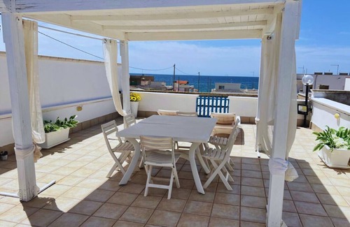 Specchiarica Apartment | Maison Sur Mer - Saline dei Monaci - House 50 meters from the sea in Salento.