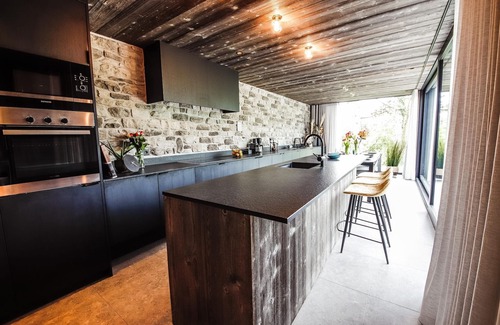 Heure House | Maison Sauvage super modern near Somme-Leuze