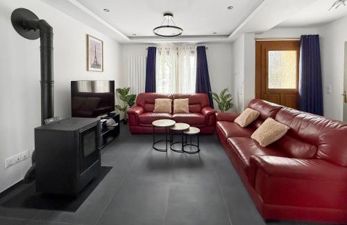 Moussy-le-Neuf House | Maison spacieuse avec jardin et parking privé