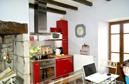 Menet House | Maison spacieuse a Menet avec vue sur lac et montagne