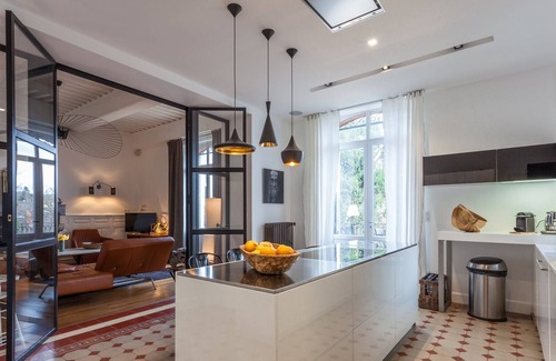 Cluny Bed & Breakfast | Maison TANDEM - Art & Design Bed and Breakfast in the heart of Cluny