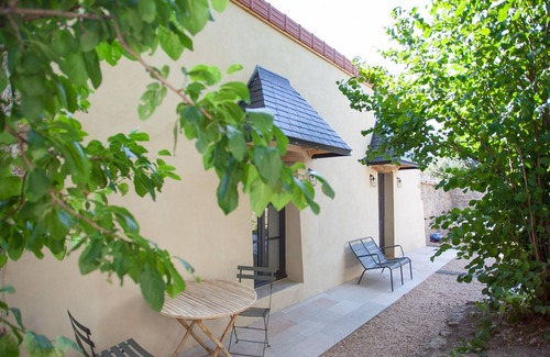 Cluny Bed & Breakfast | Maison TANDEM - Art & Design Bed and Breakfast in the heart of Cluny