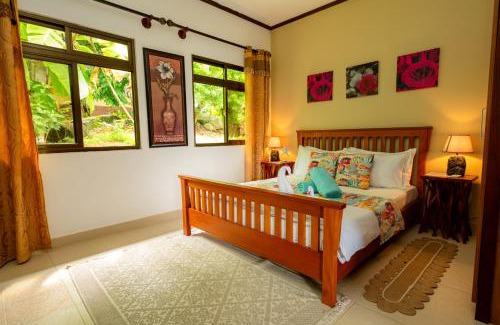 Baie Ste Anne Apartment | Maison Zelda Self Catering