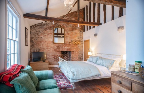 Crickhowell Bed & Breakfast | Maison50