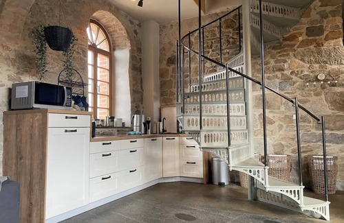 Buhlau Apartment | Maisonette apartment with wood-burning stove, large terrace, barrel sauna, 2-10