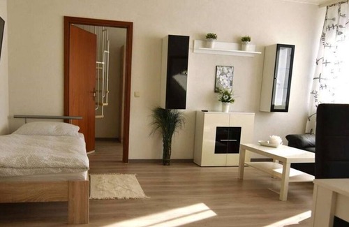 Troisdorf-West Apartment | Maisonette Apartment , 65qm, 1 Schlafzimmer, 1 Wohn-/ Schlafzimmer, Max. 5 Personen