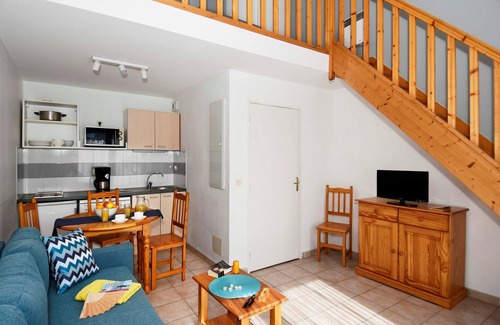 Aubais Apartment | Maisonnette Duplex Abordable | Accès 2 Piscines