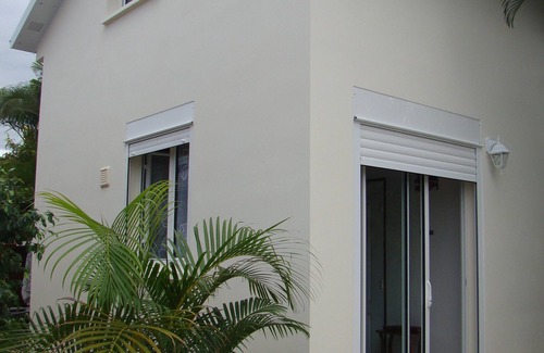Saint-Pierre House | Maisonnette with mezzanine, air conditioning, secure parking, wifi internet, Rated 3 stars.