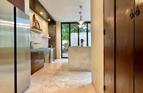 Barrio de Santiago Villa | Majestic Colonial Modern House@Santiago BELLE RIVE